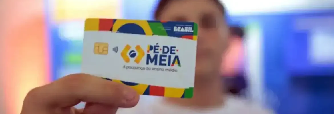 Pé-de-Meia paga incentivos a alunos nascidos em setembro e outubro