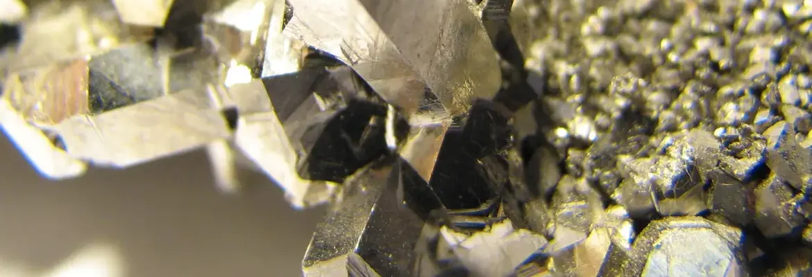 Brasil busca parceria com Europa para exploração de minerais críticos