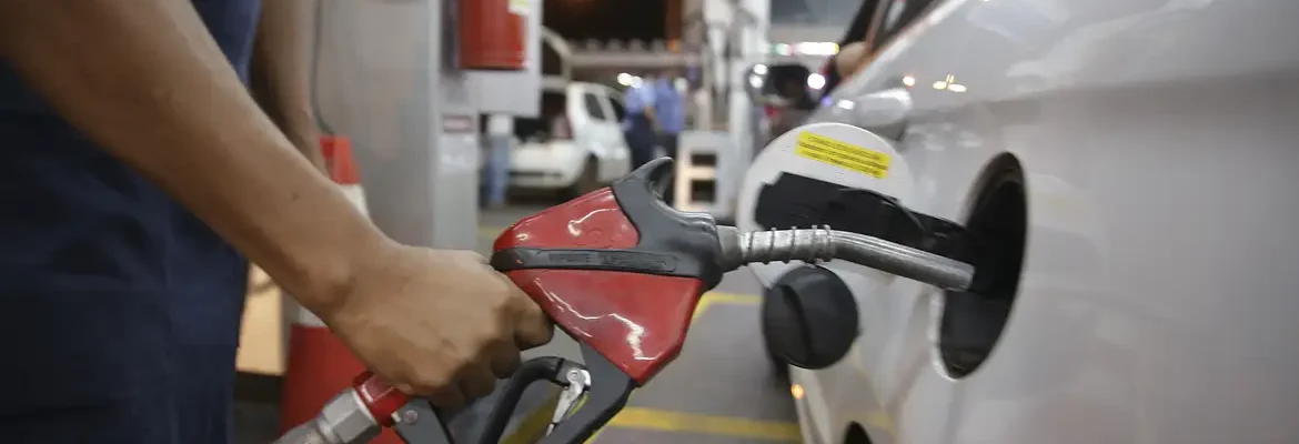 Governo pede ao Cade para investigar aumento dos combustíveis