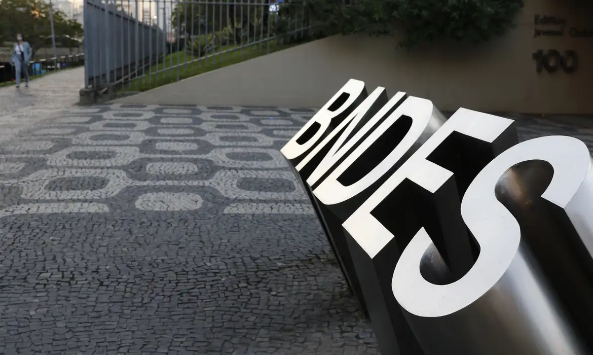 OAB Barro Preto - BNDES anuncia R$ 10 bilhões para indústria 4.0 e bens de capital verde