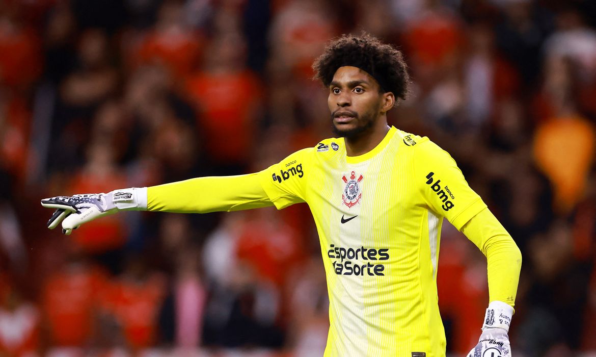 OAB Barro Preto - Goleiro Hugo Souza é convocado para a seleção após lesão de Alisson