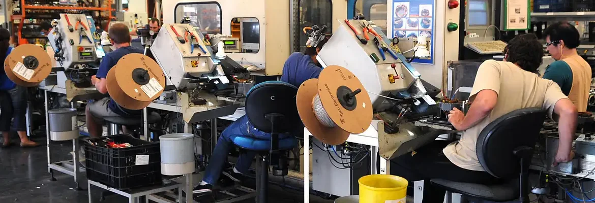 Alta da atividade industrial em janeiro não compensa perdas acumuladas