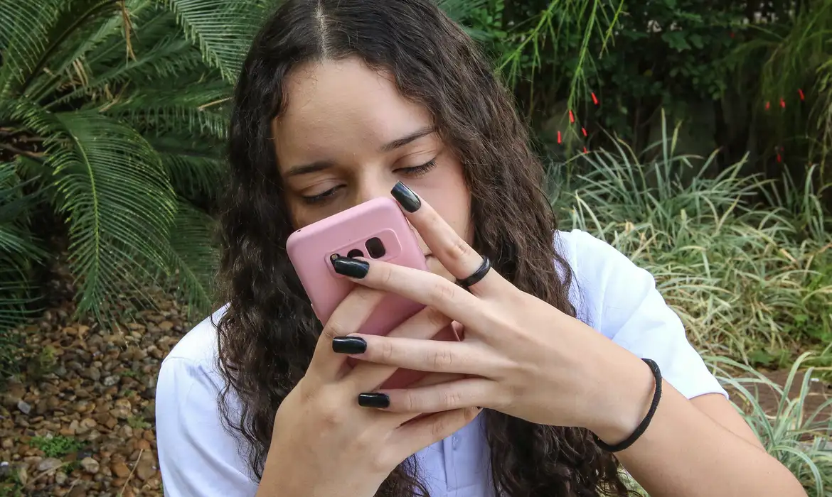 OAB Barro Preto - Guia orienta sobre como abordar violência de gênero nas redes sociais