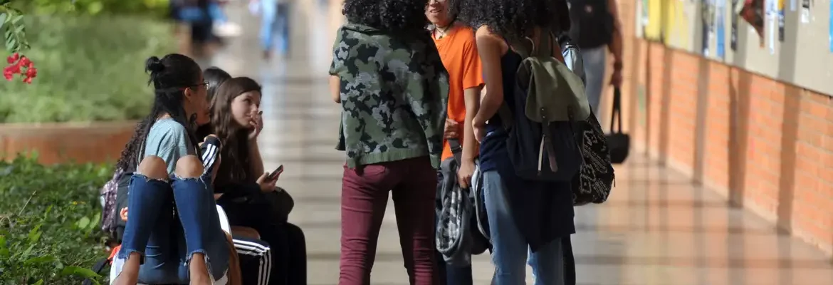 Número de alunos de ensino superior aumenta em 2023 e 2024