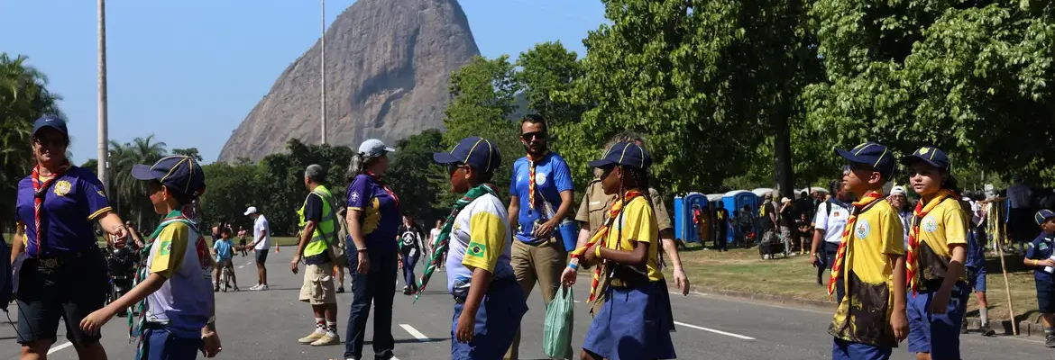 Movimento escoteiro reúne mais de 4 mil pessoas em evento no Rio
