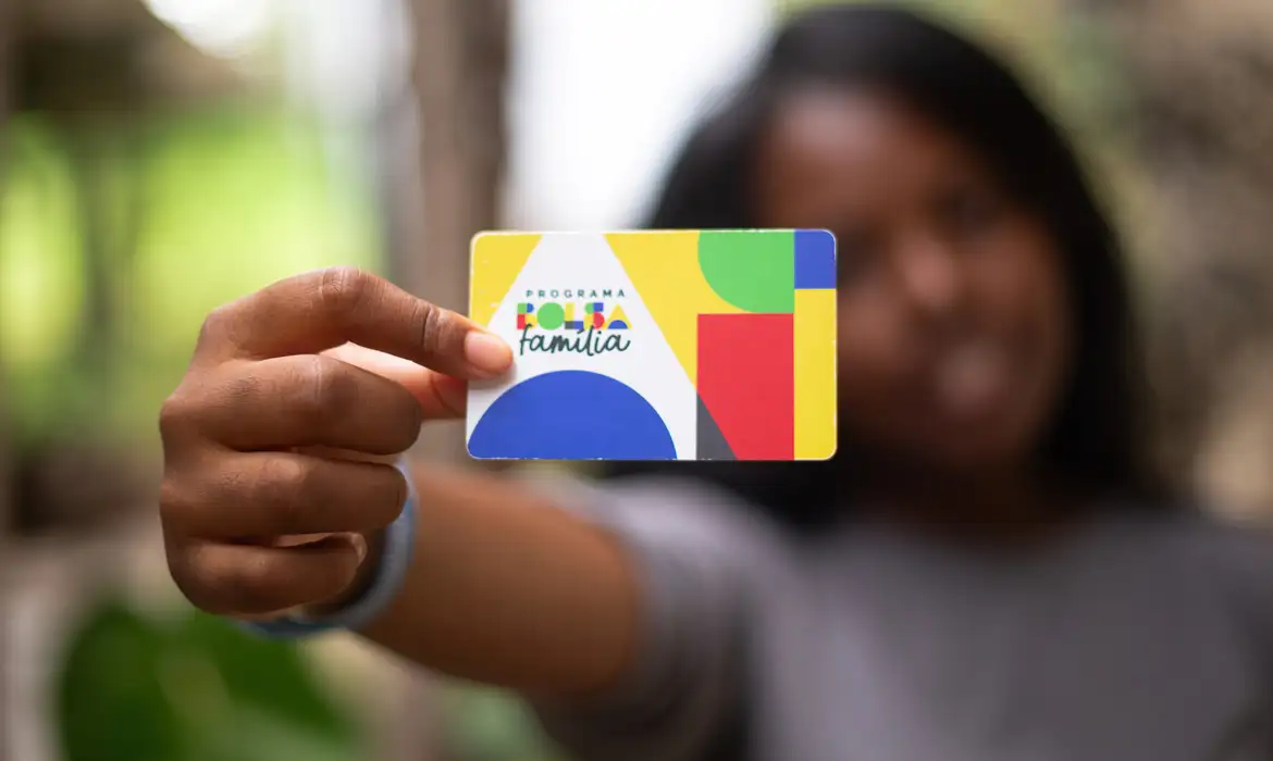 OAB Barro Preto - Caixa paga Bolsa Família a beneficiários com NIS de final 7