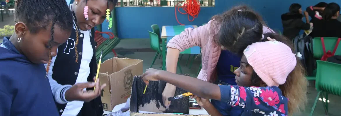 Evocar raízes culturais dos alunos transforma a aula, diz pesquisador