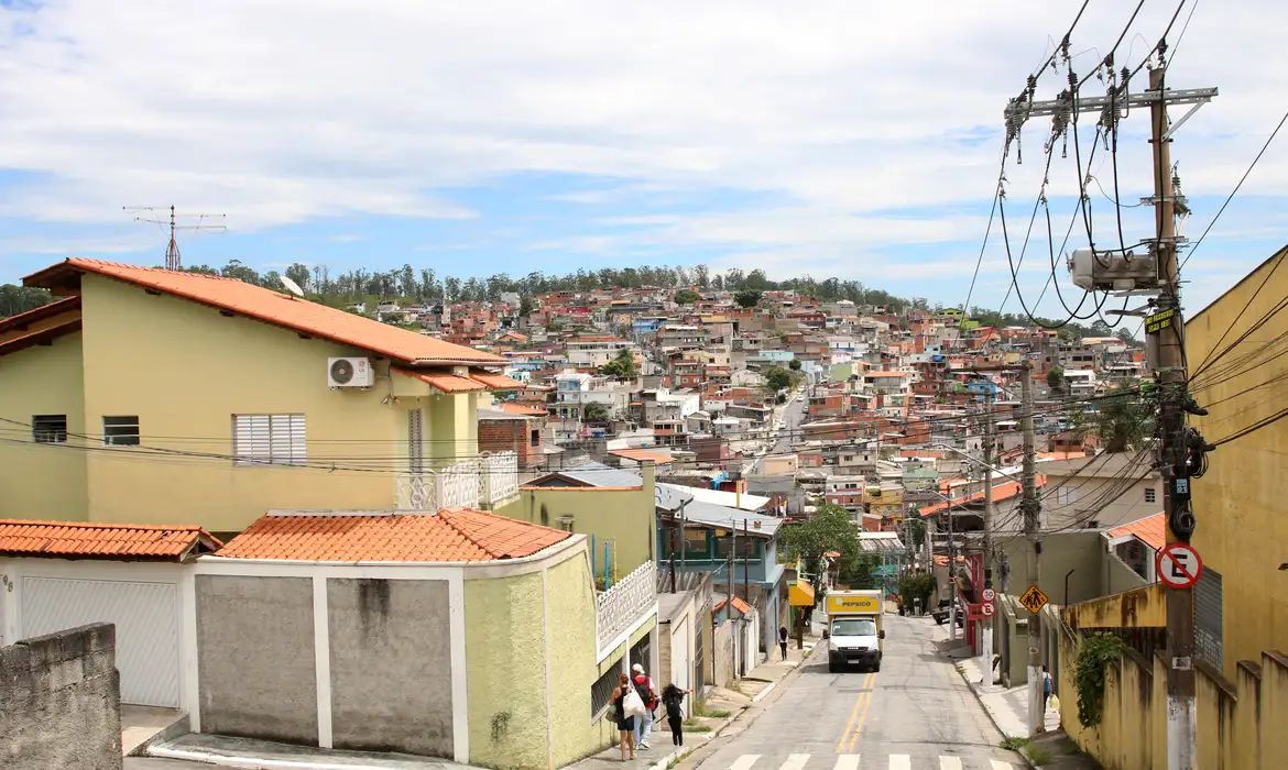 OAB Barro Preto - Habitantes de Perus, em SP, acusam fraude em audiência pública