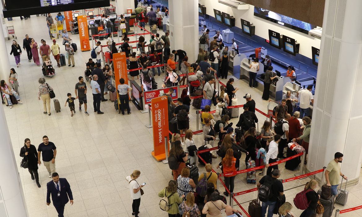 OAB Barro Preto - Cade investiga possível alinhamento de preços entre Latam e Gol
