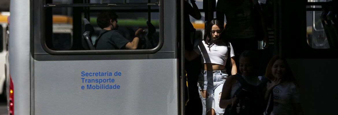 Ônibus urbanos do Rio terão orientações de combate ao assédio