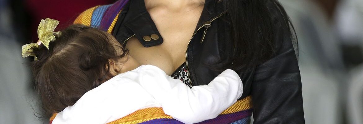 Mães e pais na pós-graduação vão ter prorrogação de período de bolsas