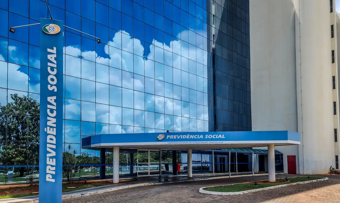 OAB Barro Preto - Vazamento de dados no INSS expõe 2,8 milhões de CPFs; 98% de falecidos