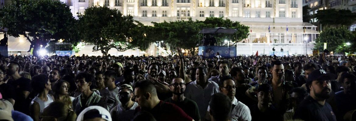 Mesmo com multidão, show de Shakira não registra ocorrência graves