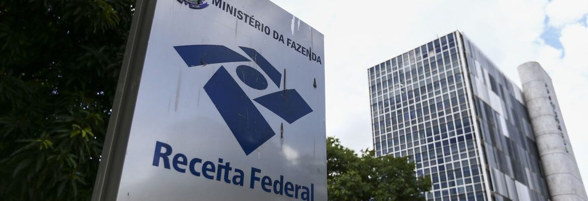 Arrecadação federal bate recorde e supera R$ 278 bilhões em abril