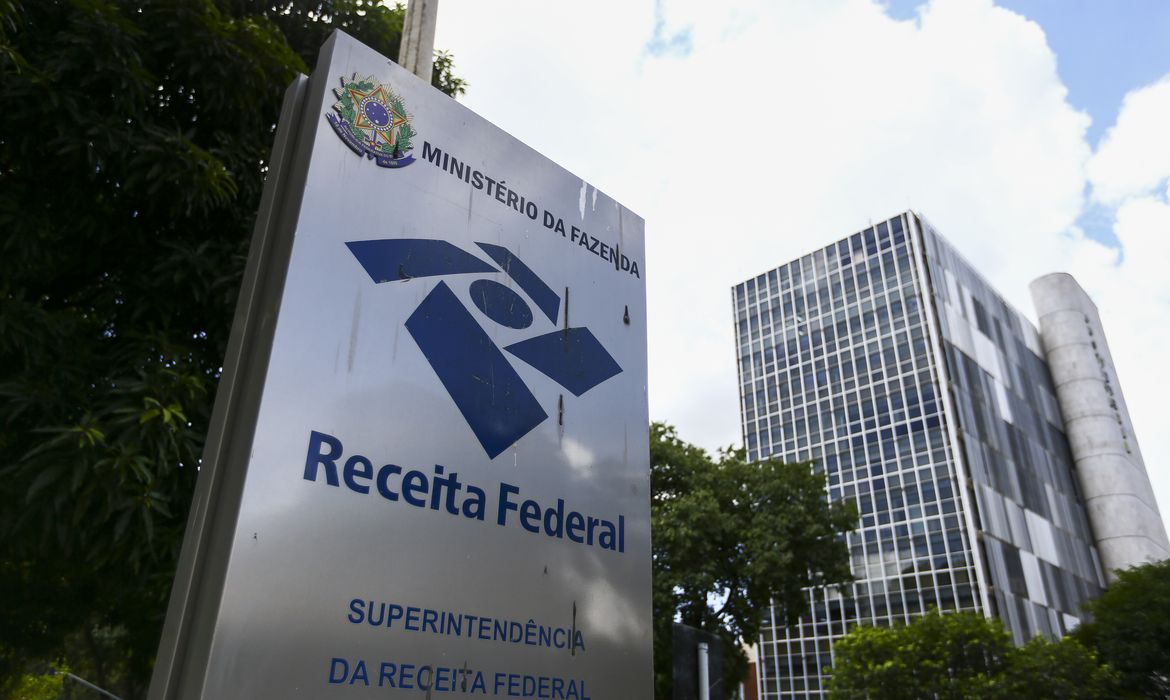 OAB Barro Preto - Arrecadação federal bate recorde e supera R$ 278 bilhões em abril