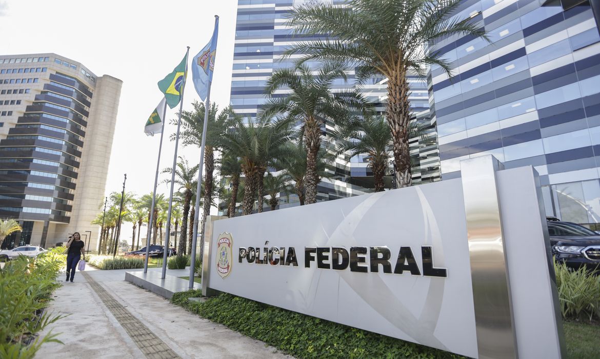 OAB Barro Preto - PF: pai de Vorcaro liderava A Turma, milícia pessoal do banqueiro
