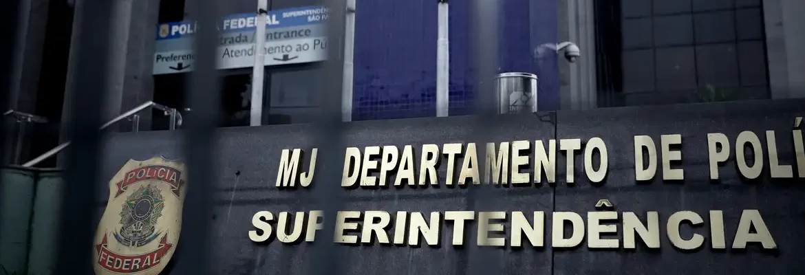 Pai de Daniel Vorcaro é preso na 6ª fase da operação Compliance Zero