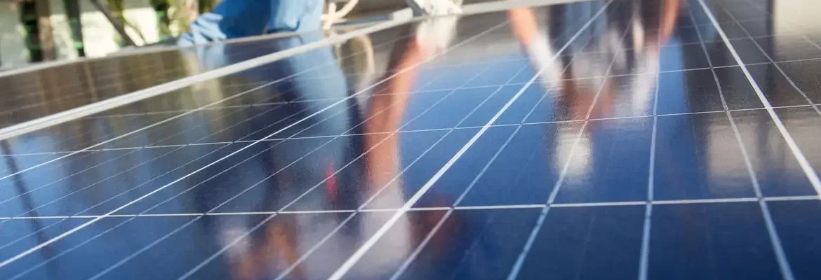 Energia solar supera R$ 300 bilhões em investimentos