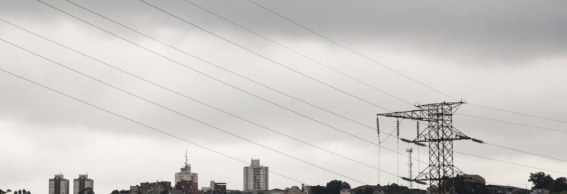 Fim de semana será de temporal no Sudeste e chuva intensa no Norte