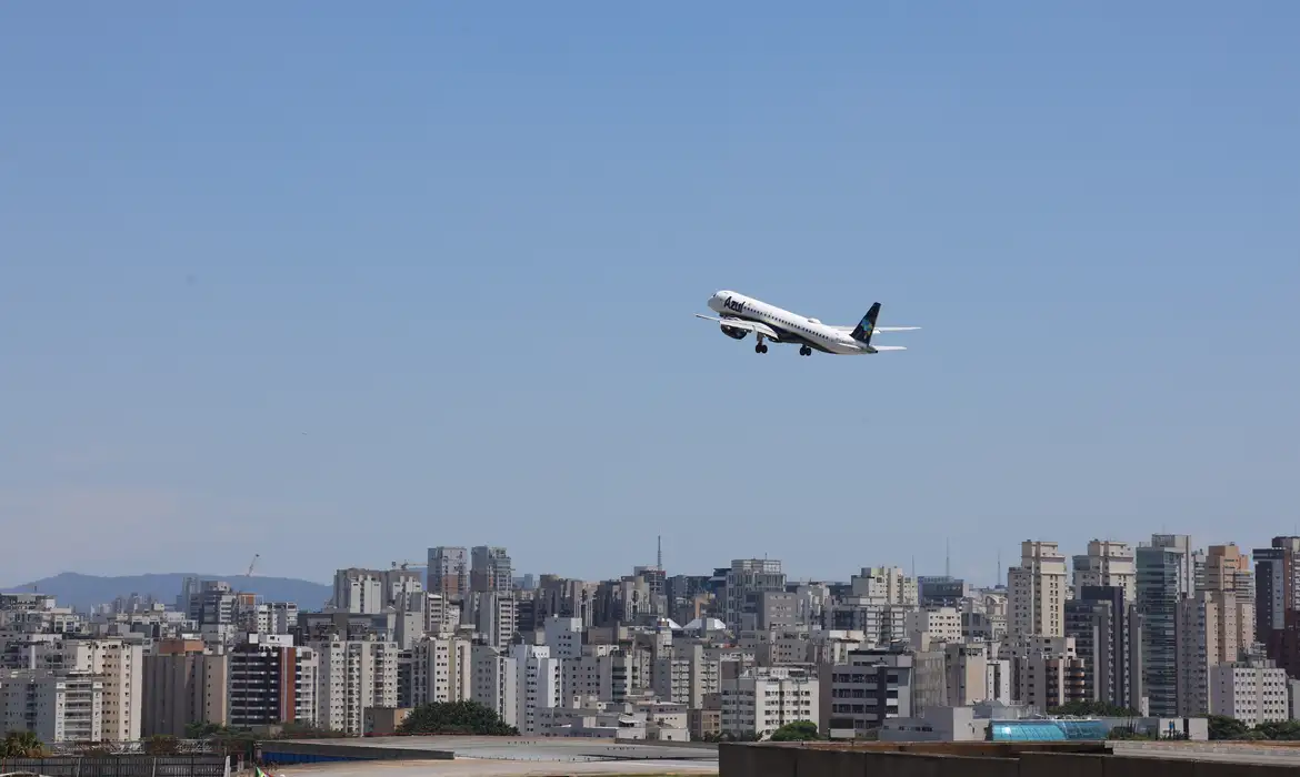 OAB Barro Preto - Brasil bate recorde de passageiros em voos domésticos em 2026