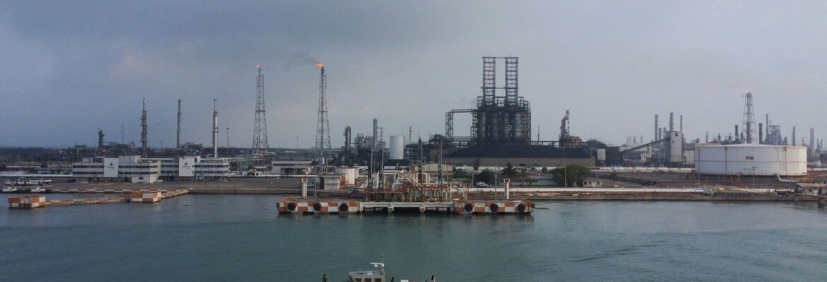 Petrobras fecha acordo para exploração de petróleo no Golfo do México