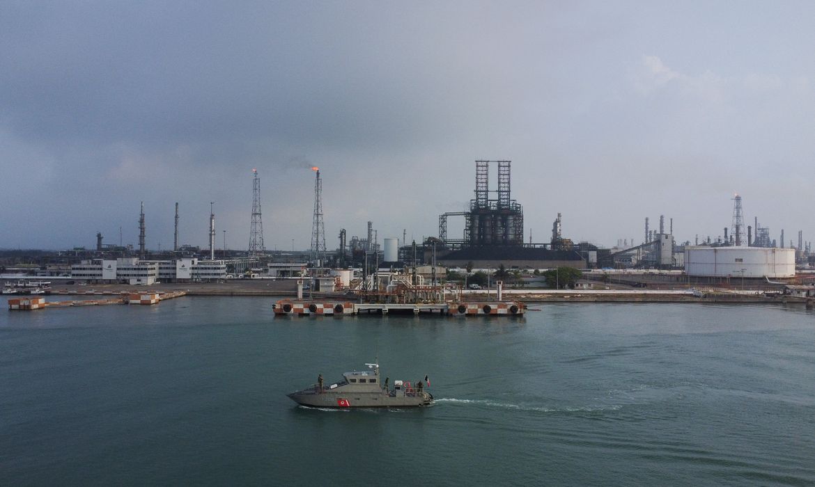 OAB Barro Preto - Petrobras fecha acordo para exploração de petróleo no Golfo do México