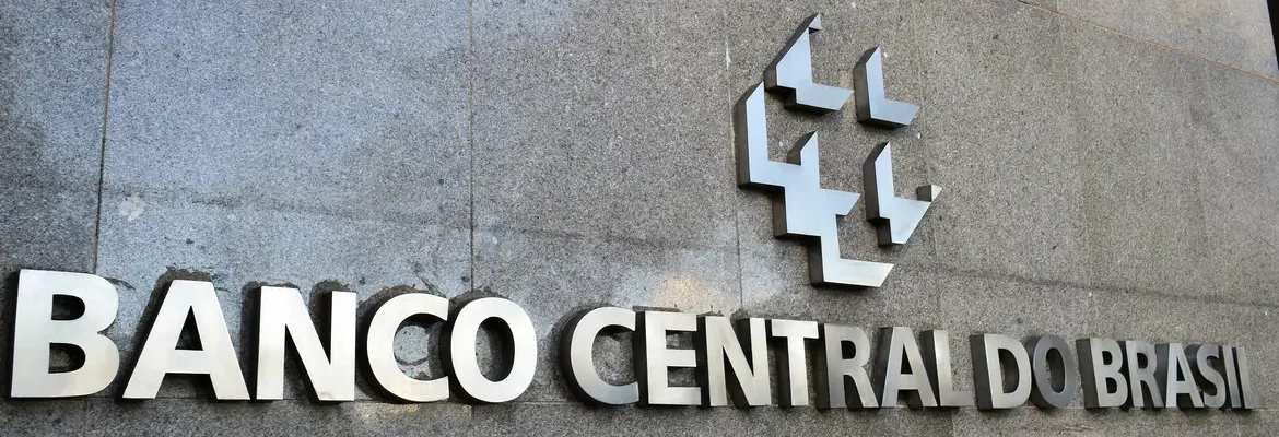 Mercado financeiro eleva previsão da Selic para 13,75% ao ano