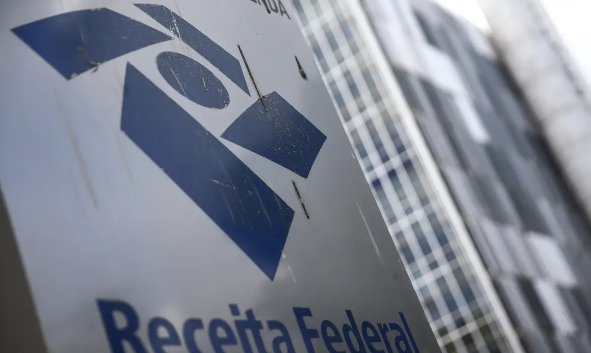OAB Barro Preto - Receita identifica divergências de R$ 44 bi em créditos de PIS/Cofins