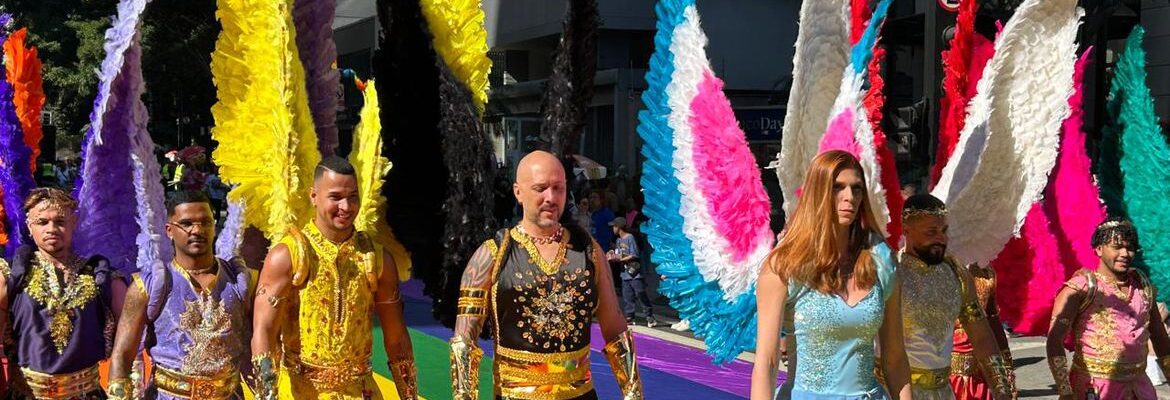 Parada do Orgulho LGBT+ leva cores e vibração à Avenida Paulista