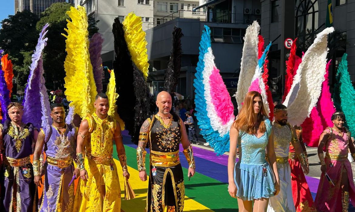 OAB Barro Preto - Parada do Orgulho LGBT+ leva cores e vibração à Avenida Paulista