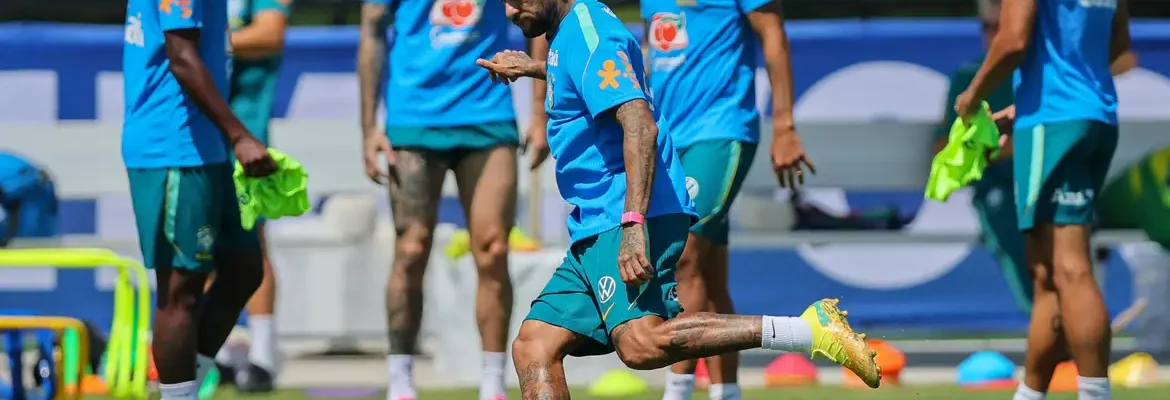 Debaixo de muito calor, Brasil segue preparação para encarar Noruega