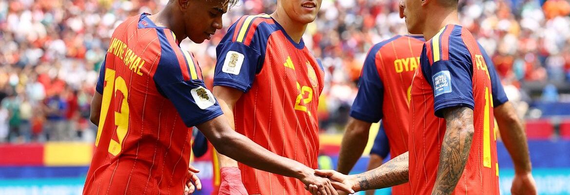 Espanha repete feito do Brasil de 1958 em classificação sobre Áustria