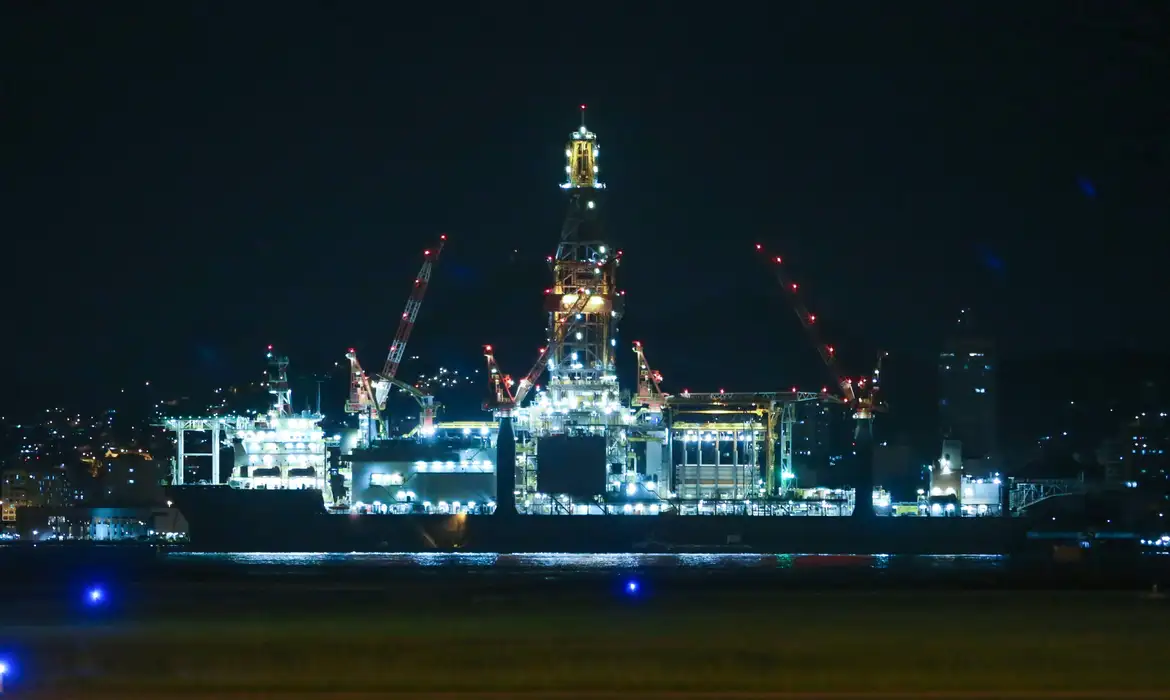 OAB Barro Preto - Apesar de liminar, Camex prorroga imposto sobre exportação de petróleo