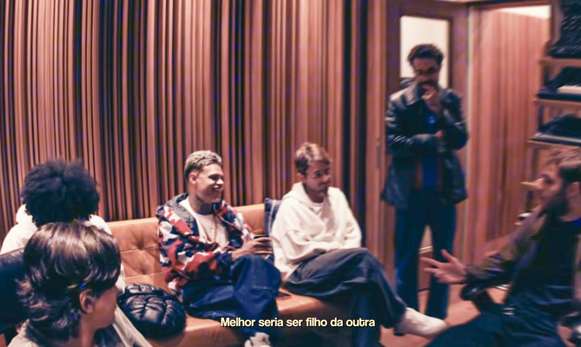 OAB Barro Preto - Artistas de diferentes gerações interpretam clássicos de Chico Buarque
