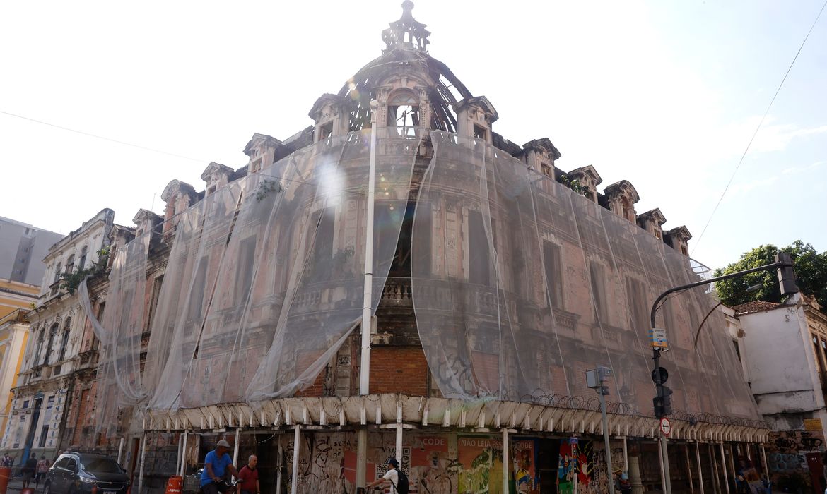 OAB Barro Preto - Palacete Imperial acumula denúncias de abandono no centro do Rio