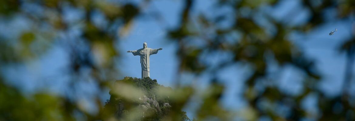 Cristo Redentor se prepara para compensar impacto ambiental do turismo