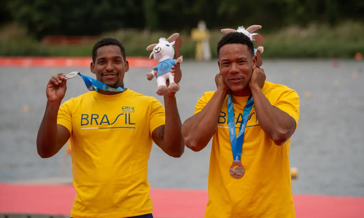 OAB Barro Preto - Jacky Godmann e Gabriel Nascimento são prata no Mundial de Canoagem