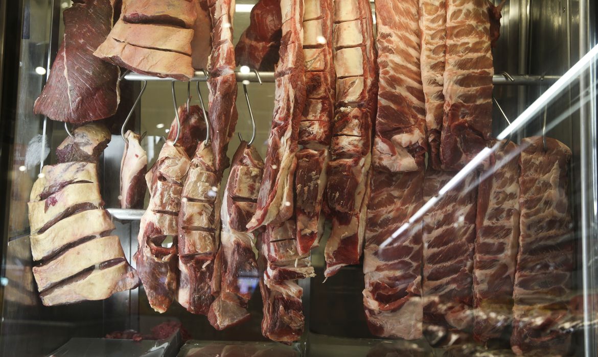 OAB Barro Preto - Cota chinesa faz exportação de carne bovina recuar 27,1% em agosto